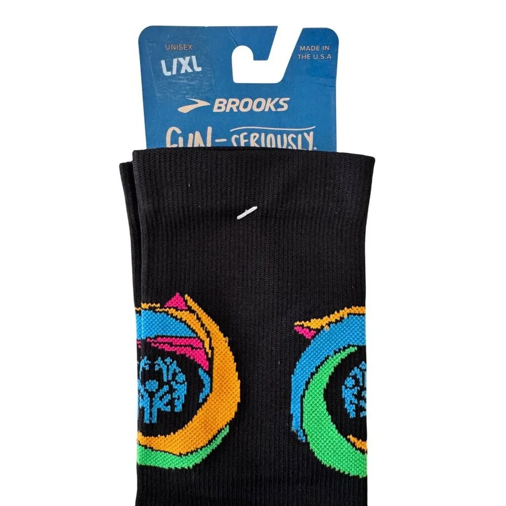 Brooks Tempo Knit Crew Run Socks NWT Size L/XL  Mens 9-13  WMNS 10-14